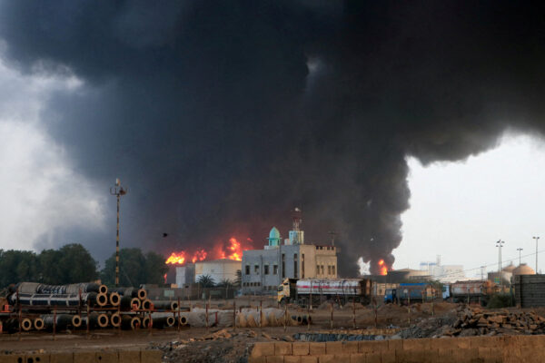 Israel Bombs Yemeni Ports and Power Plant as Houthis Retaliate with Missile Strikes
